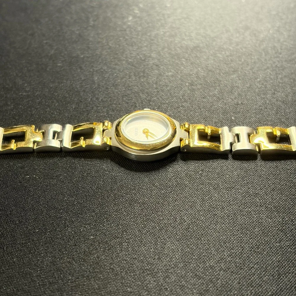 Guess Wristwatch Womens Small Silver Gold Two Tone G Link Bracelet Y2K Vintage